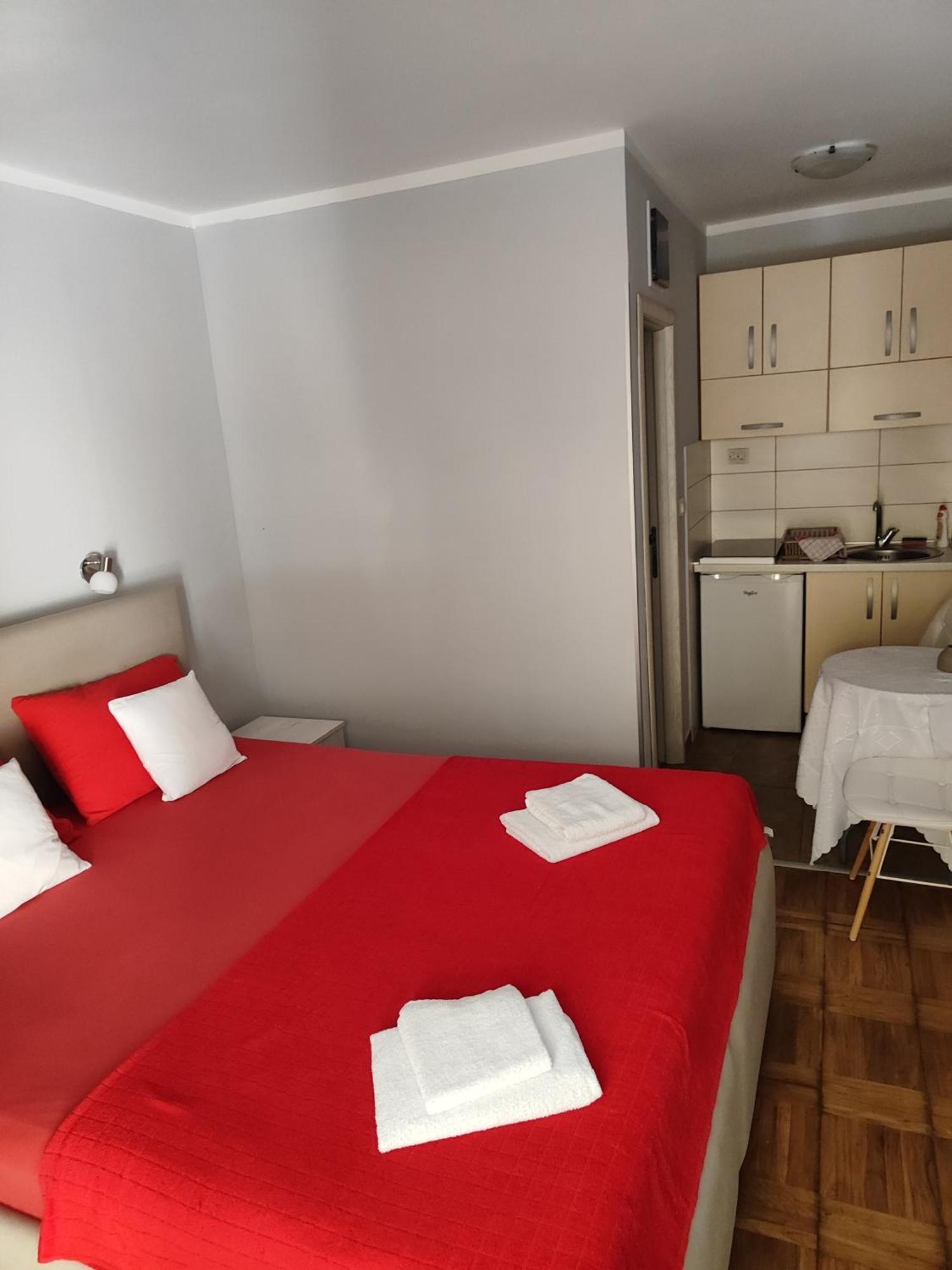 Apartmani Radovic 2 Budva Ngoại thất bức ảnh